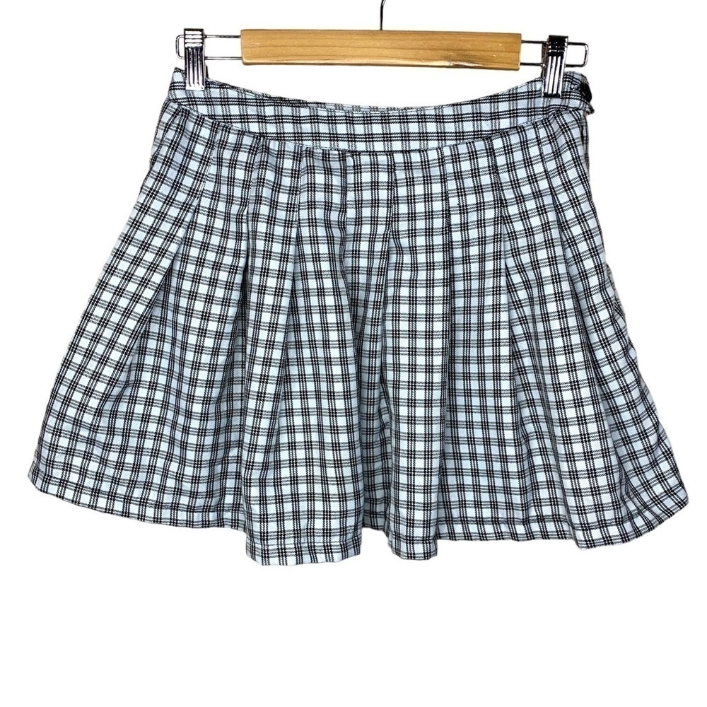 Faded Rose Black White Plaid Academia Pleated Medium Goth Preppy